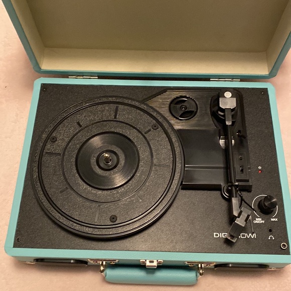 NIB Digitnow Turntable - Picture 4 of 5